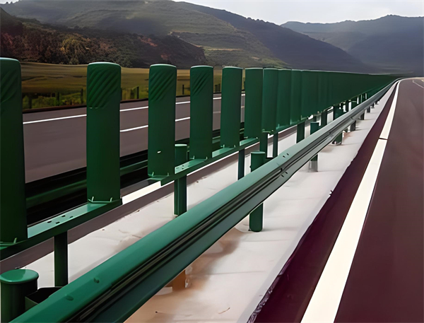 龙潭三波护栏板在高速公路的应用
