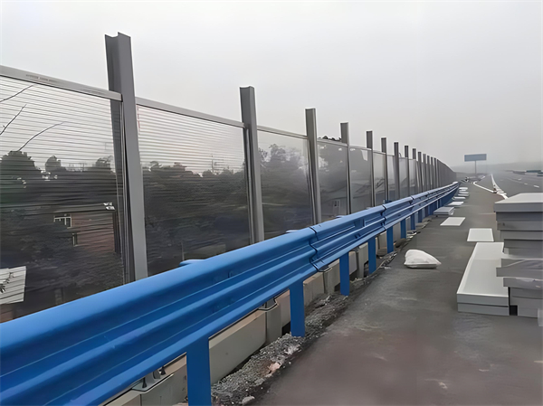 龙潭公路防撞钢护栏